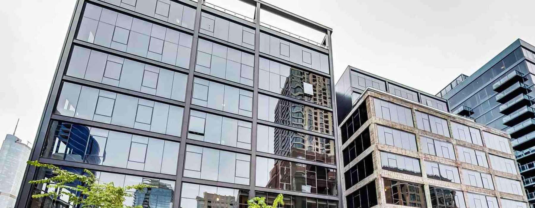 Ardus apartment warehouse living River North Chicago exterior