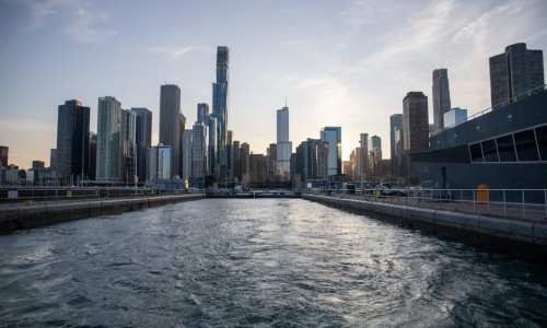 Chicago skyline at sunset - modern living chicago Chicago skyline at sunset - modern living chicago